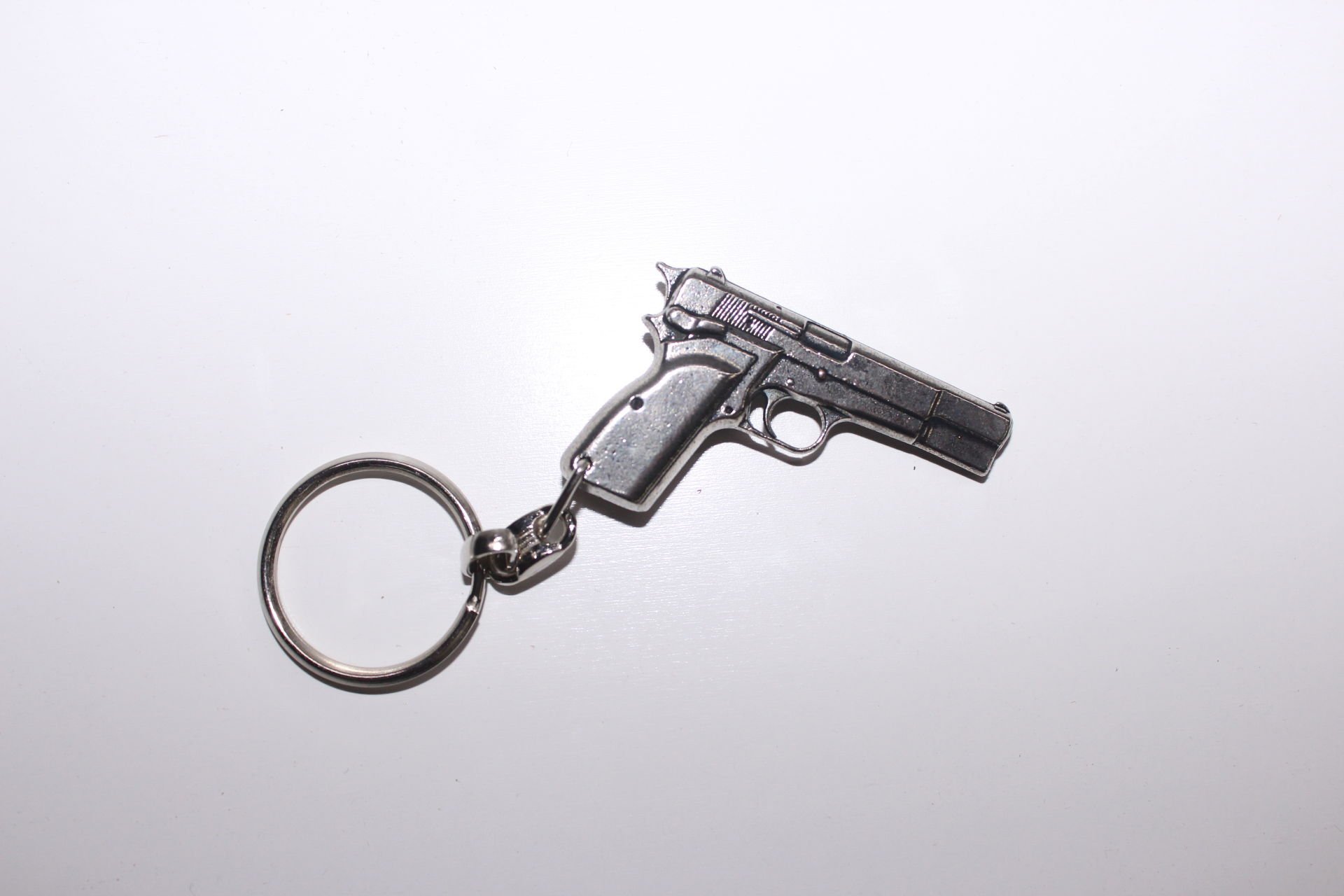 14 lü Tabanca Metal Anahtarlık Siyah