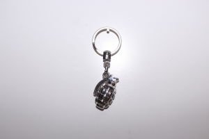 Gümüş El Bombası Metal Anahtarlık